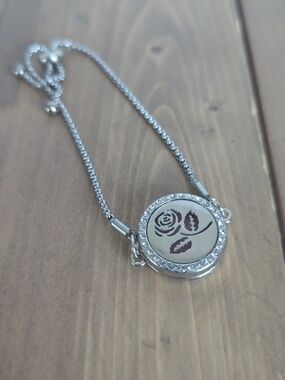 Aromatherapy Essential Oil Diffuser Bracelet (NEW)